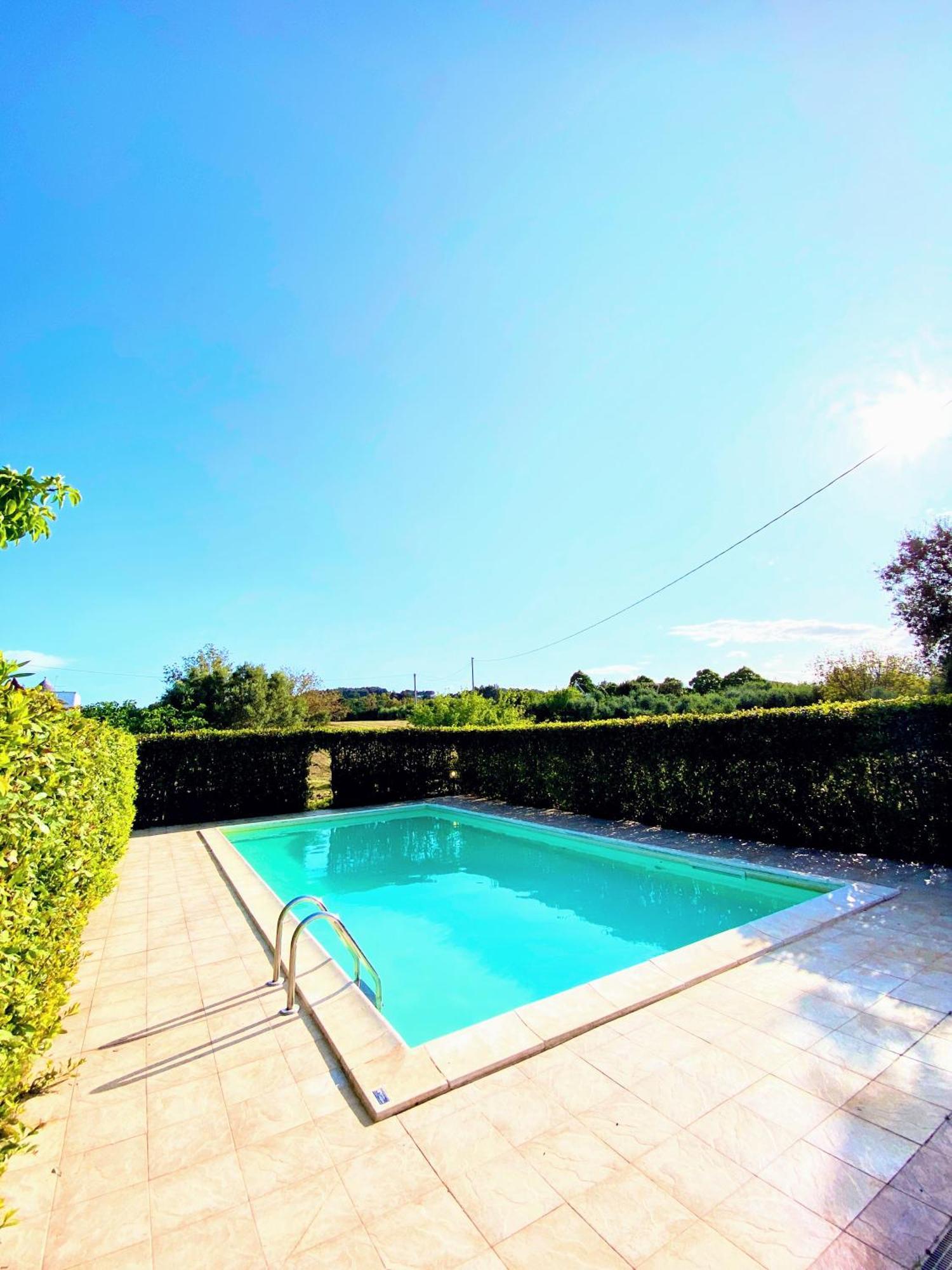Trulli And Pool - I Cactus Villa Martina Franca Bagian luar foto